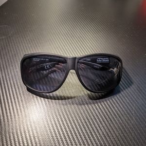 Foster Grant Solar Shield Sunglasses